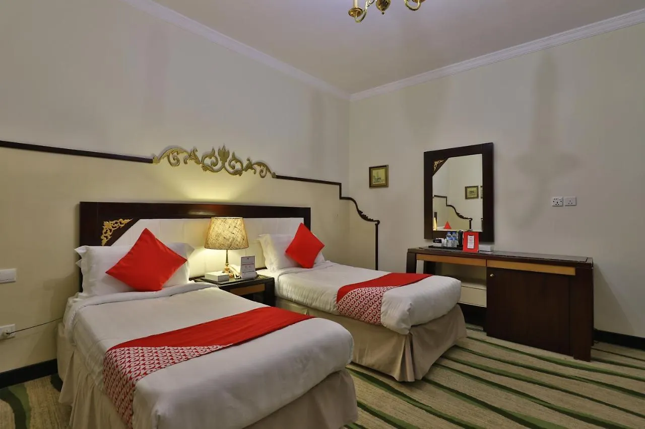 منازل العين جراند فندق